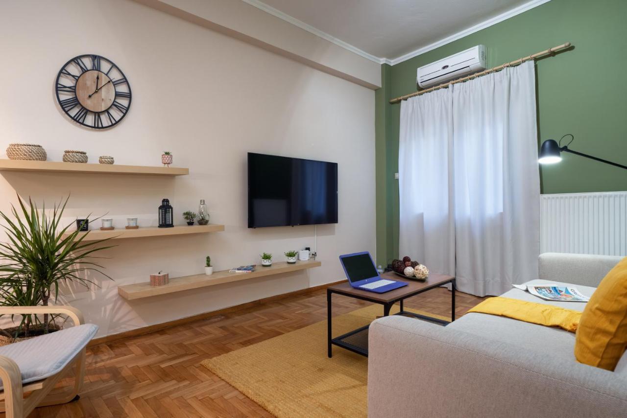 Plaka Apartment With Terrace View أثينا المظهر الخارجي الصورة